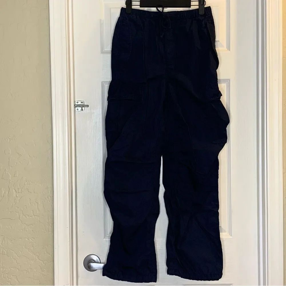 Aritzia TNA New Supply Cargo Pant Navy Size Small